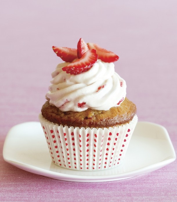 Gluten Free Strawberry Cupcakes & A Giveaway