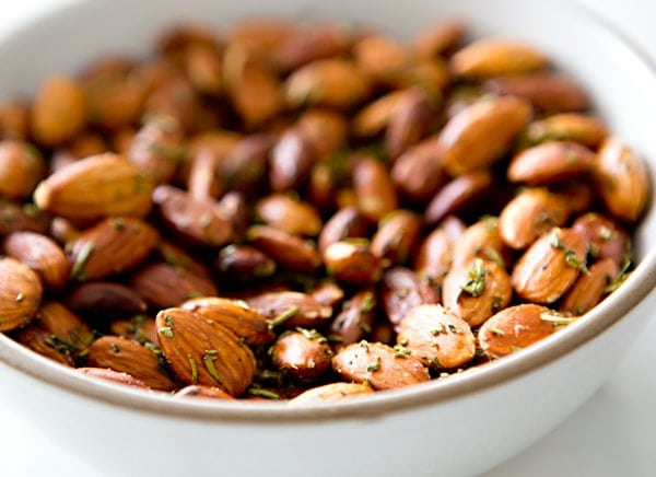 herb_roasted_almonds_a_house_in_the_Hills_2